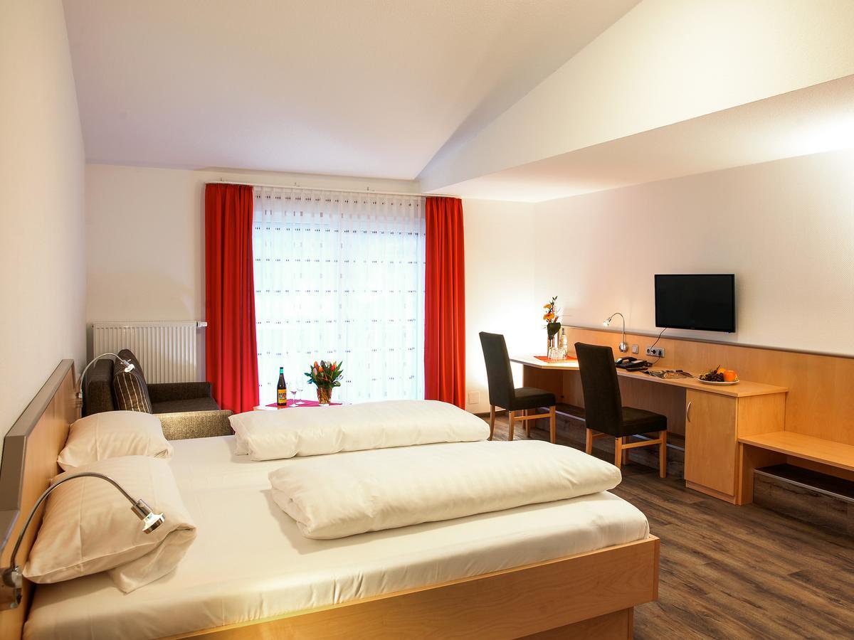Hotel Gasthof Zum Biber Motten Dış mekan fotoğraf