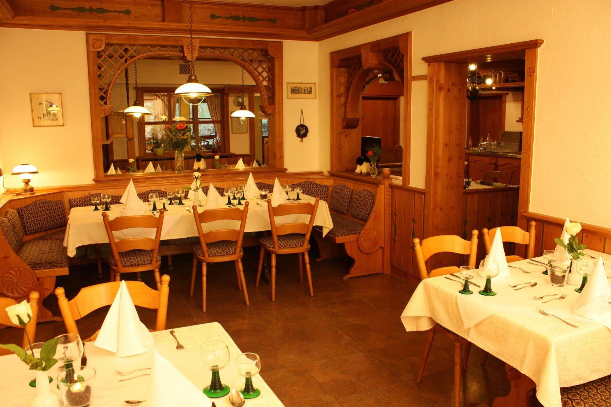 Hotel Gasthof Zum Biber Motten Dış mekan fotoğraf