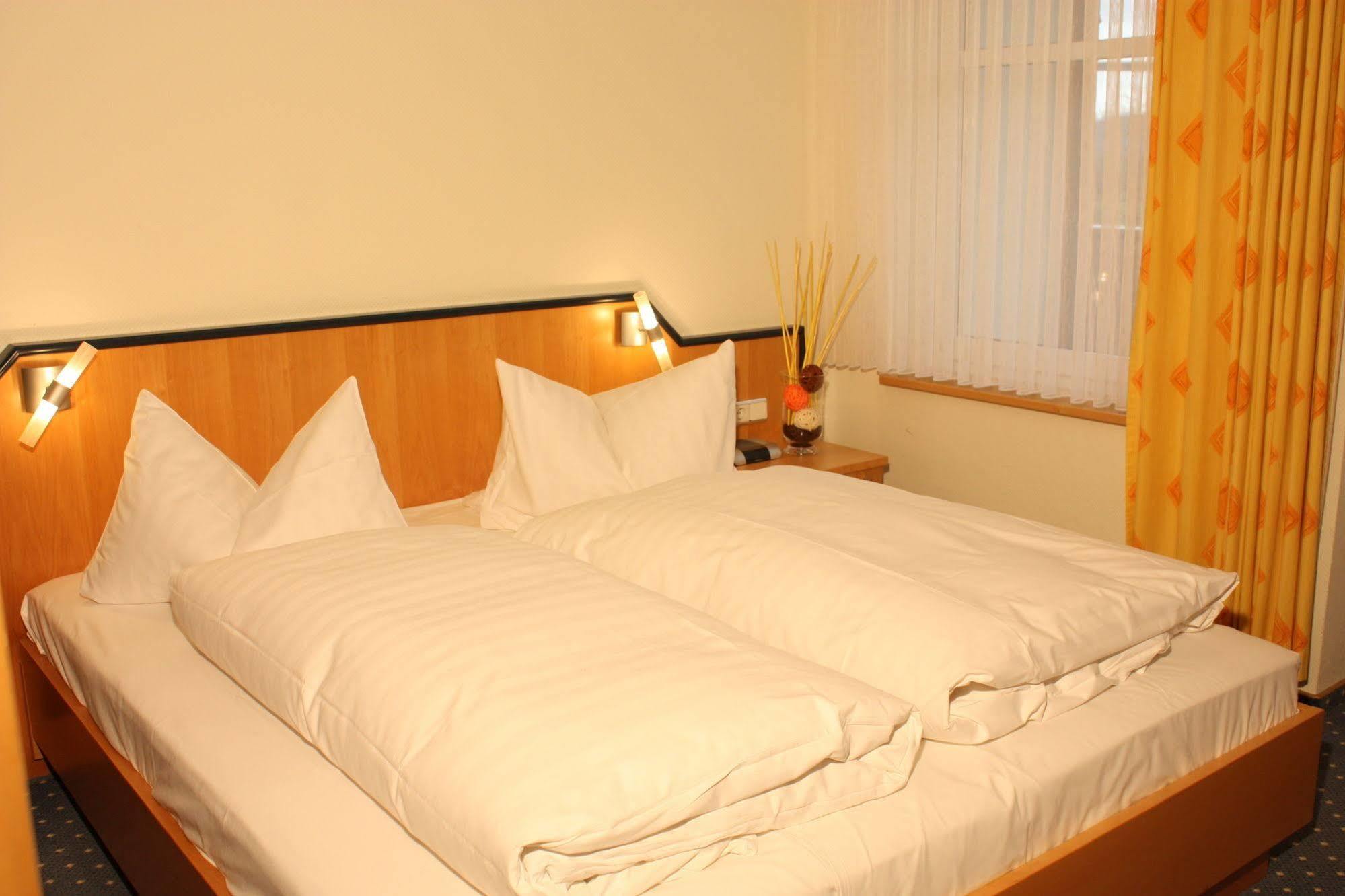 Hotel Gasthof Zum Biber Motten Dış mekan fotoğraf